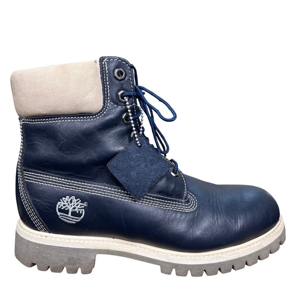 Vintage Y2K Timberland Women’s Blue Leather Waterproof Boots Size 7.5